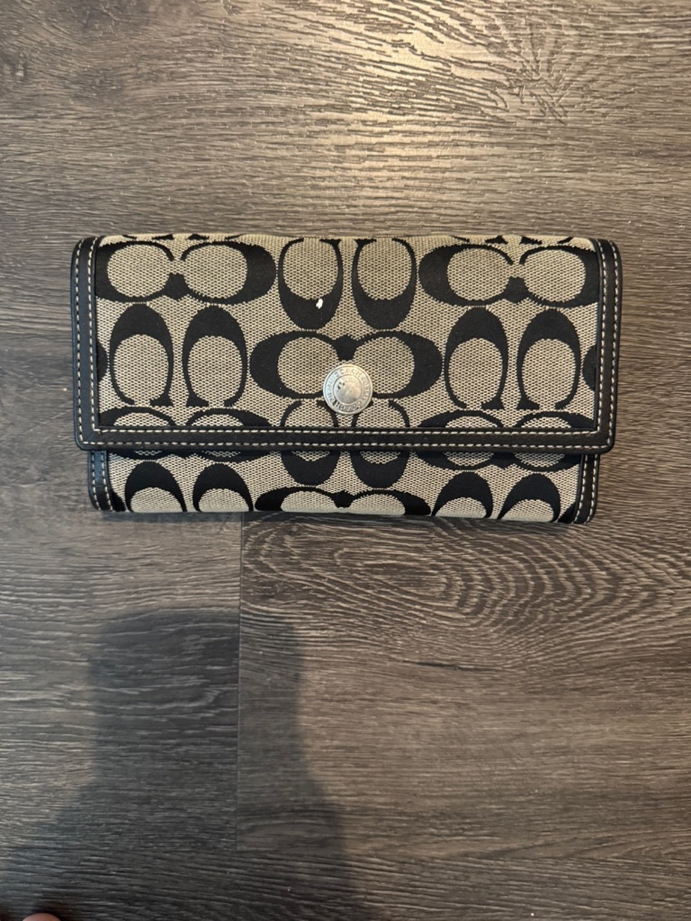 Coach Signature Canvas Trifold Wallet in Khaki and Black